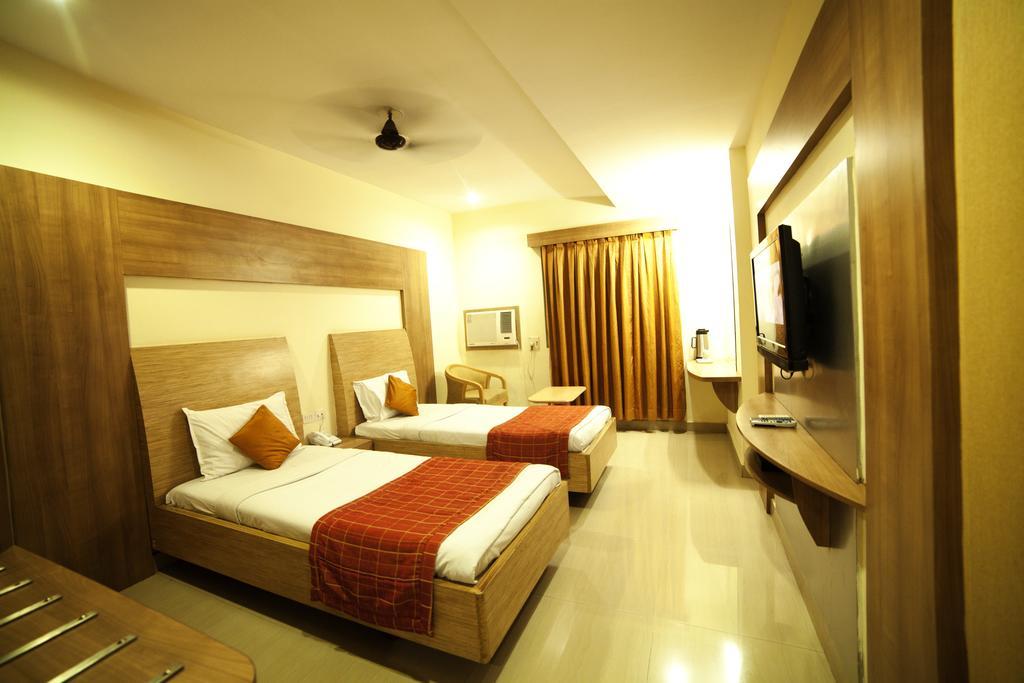 Hotel Sooriya Residency Madras Kamer foto