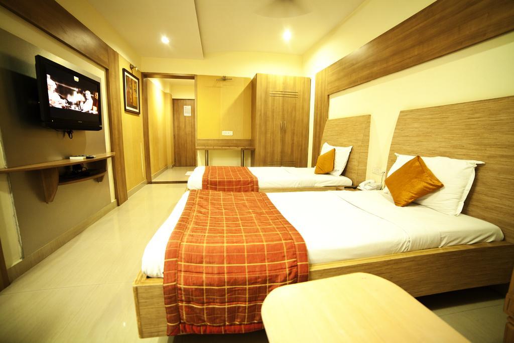 Hotel Sooriya Residency Madras Kamer foto