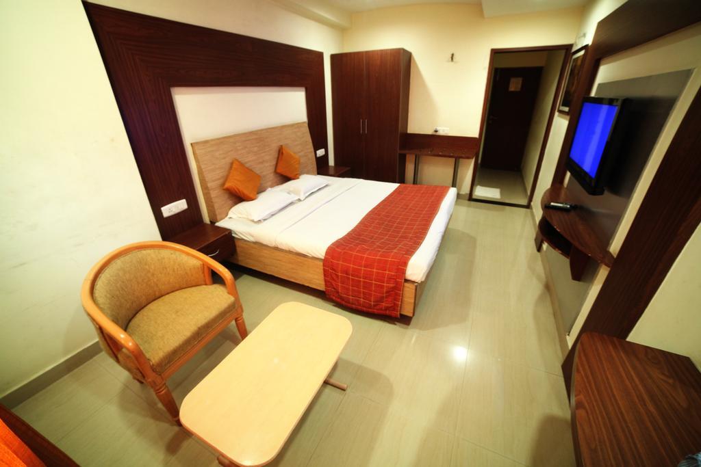 Hotel Sooriya Residency Madras Kamer foto